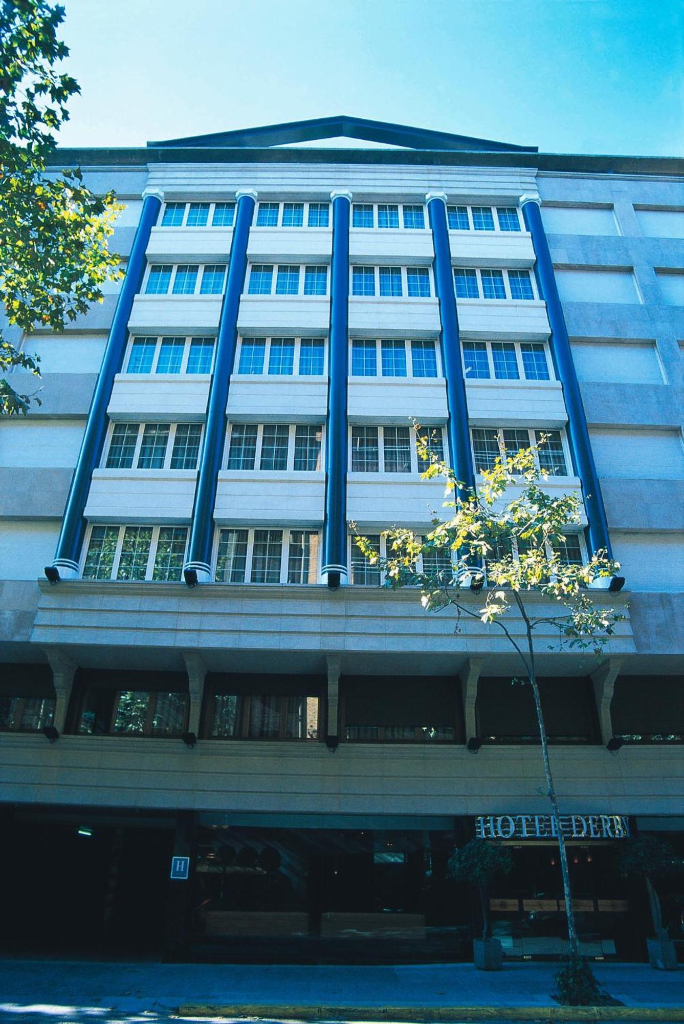 เดอร์บี Hotel บาร์เซโลนา ภายนอก รูปภาพ