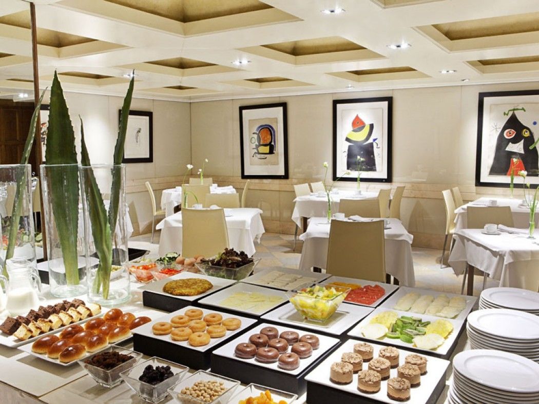เดอร์บี Hotel บาร์เซโลนา ภายนอก รูปภาพ